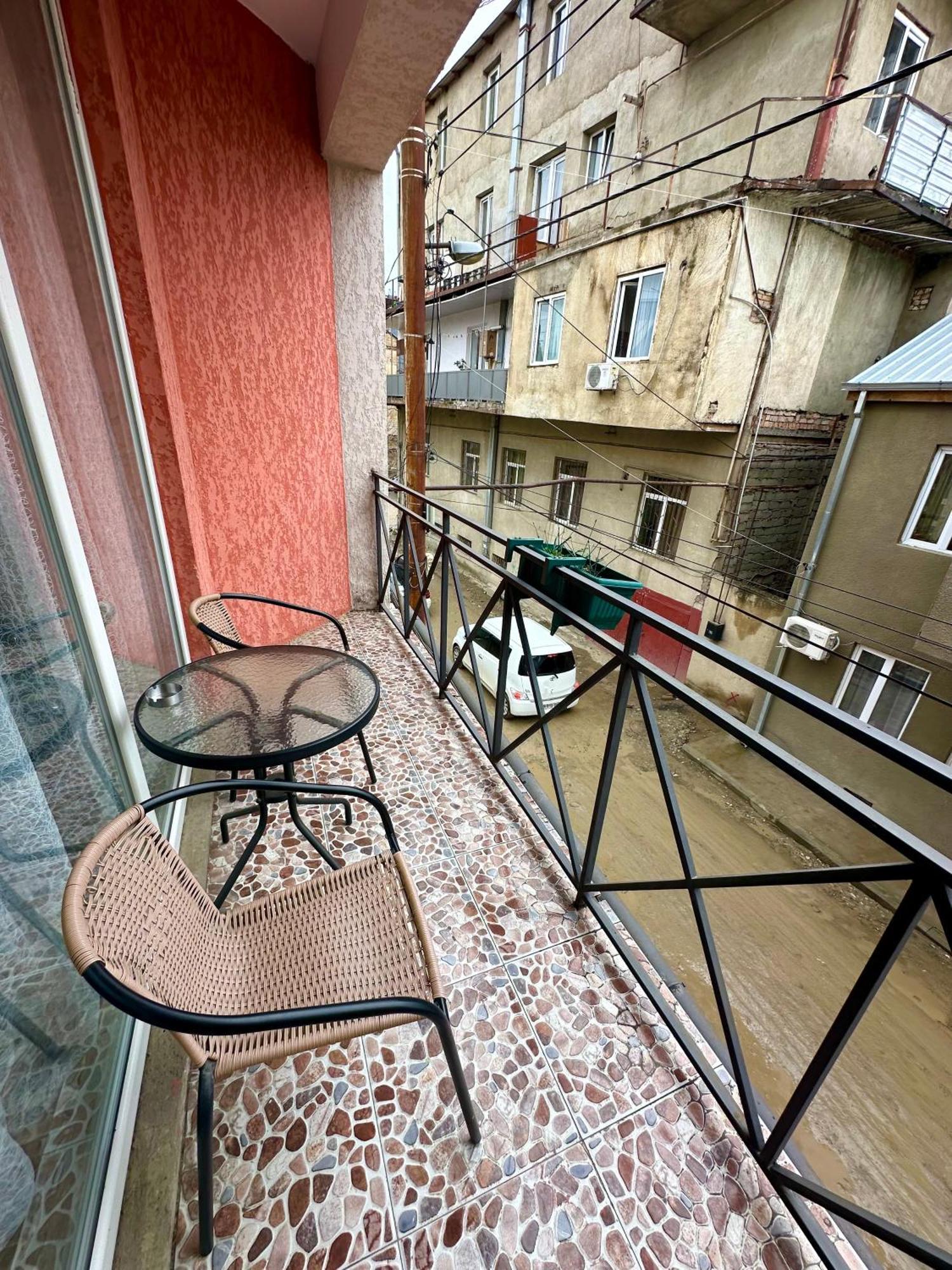 Qeroli Old Town Ξενοδοχείο Τυφλίδα Εξωτερικό φωτογραφία